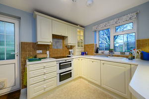 Kitchen- click for photo gallery
